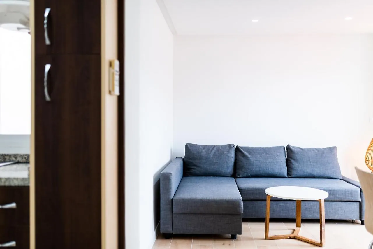 Apart. Recogidas Granada Centro 公寓